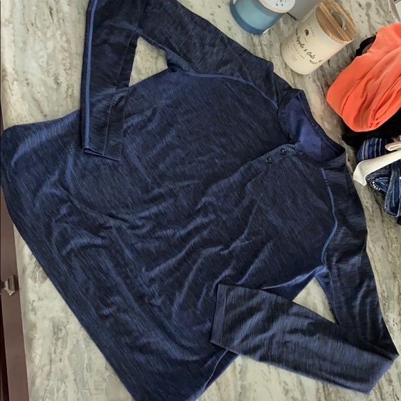 lululemon athletica Other - Men’s Lululemon metal vent long sleeve